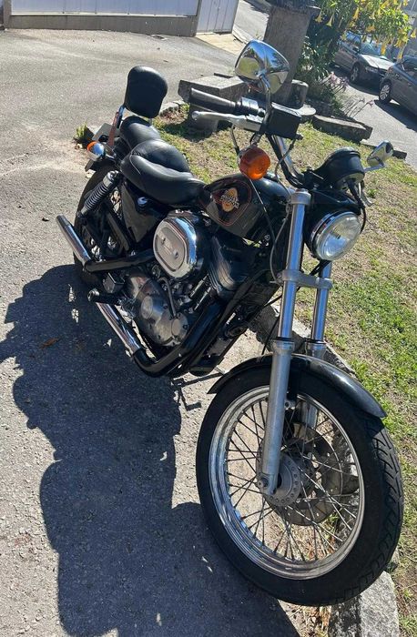 Harley-Davidson Sportster 883