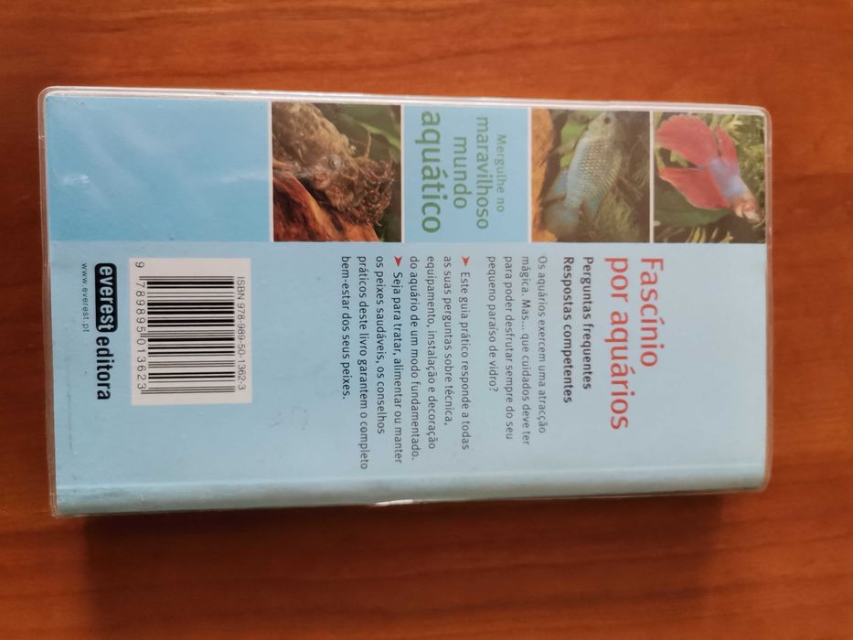 Livro "300 perguntas sobre Aquários"