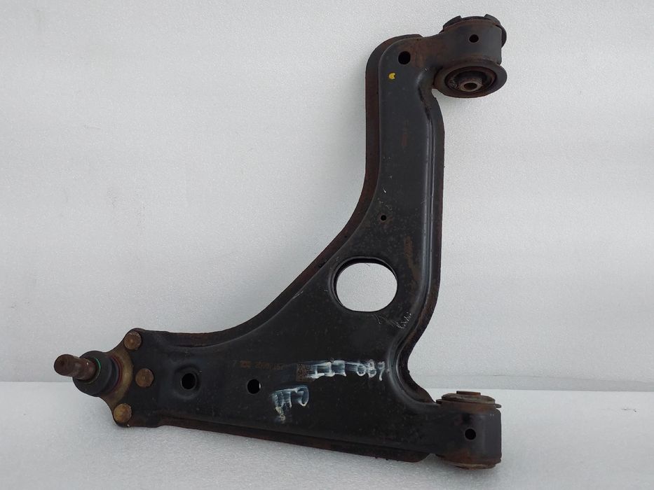 Braço de suspensão frente direito OPEL Zafira B (A05)