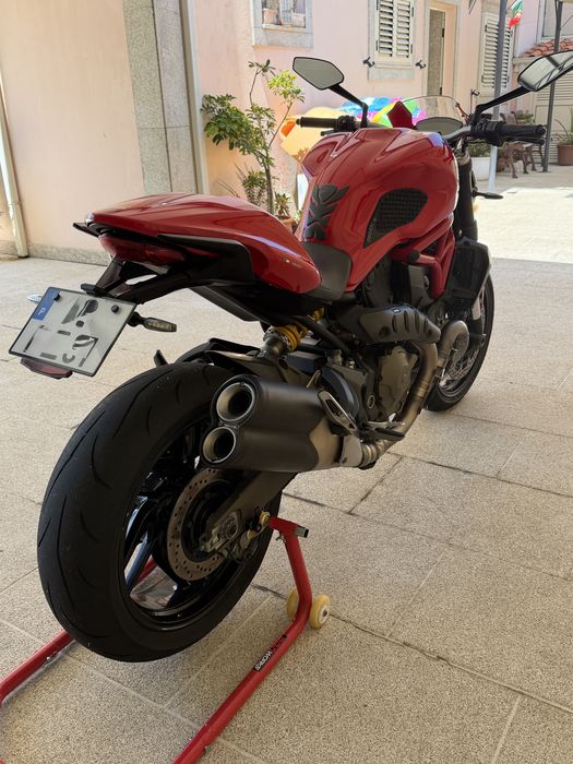 Ducati Monster 821