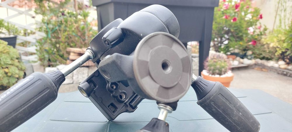 Rotula Manfrotto 3d mod. 808RC4