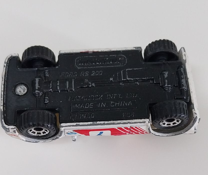 Miniatura Matchbox Ford Rs200