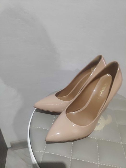 Туфлі лодочки Armani, 38 розмір, нові