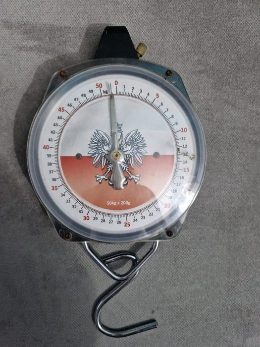 Waga wedkarska z flagą Polski