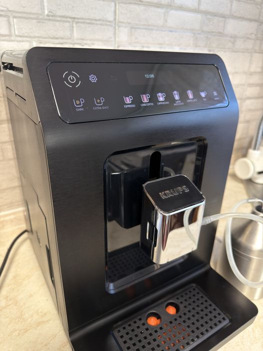 Кавомашина Krups EVIDENCE PLUS EA894Black edition Матова. Вітрина