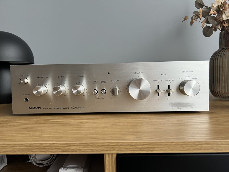 Wzmacniacz  Nikko NA-390