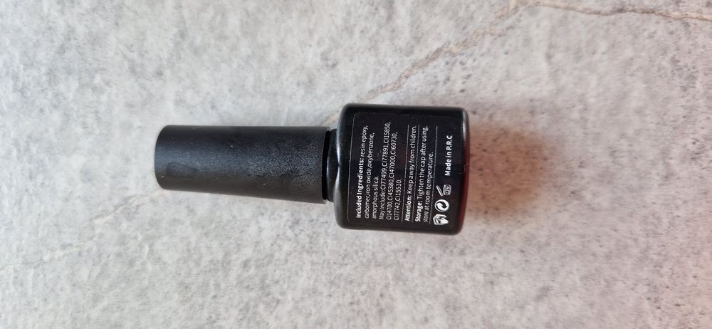 Nowe lakiery żelowe do paznokci pod lampę