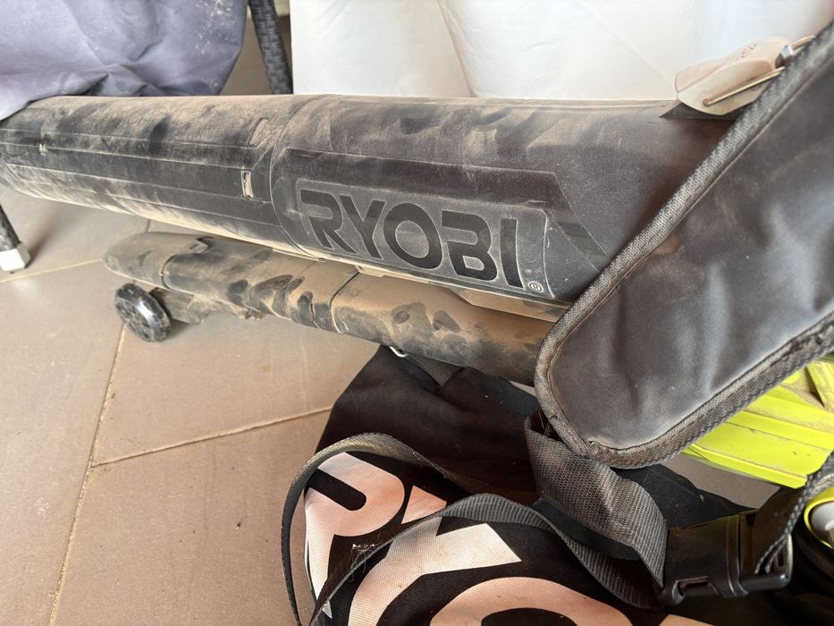 Aspirador soprador de folhas RYOBI RBV 3000CESV 3000W