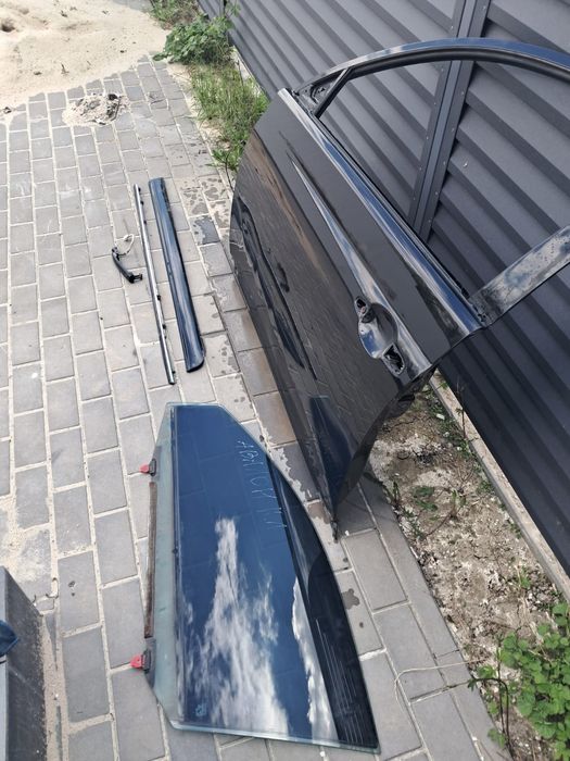 Toyota avalon 2007рік двері молдінг стекло
