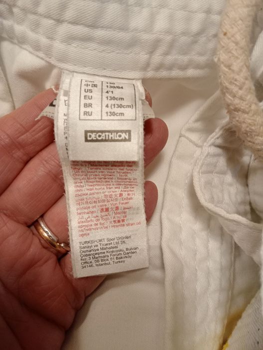 Calças e jaqueta de karaté