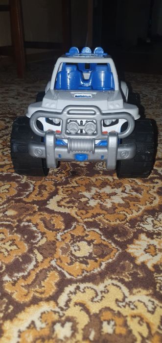 Джип,машина Поліція