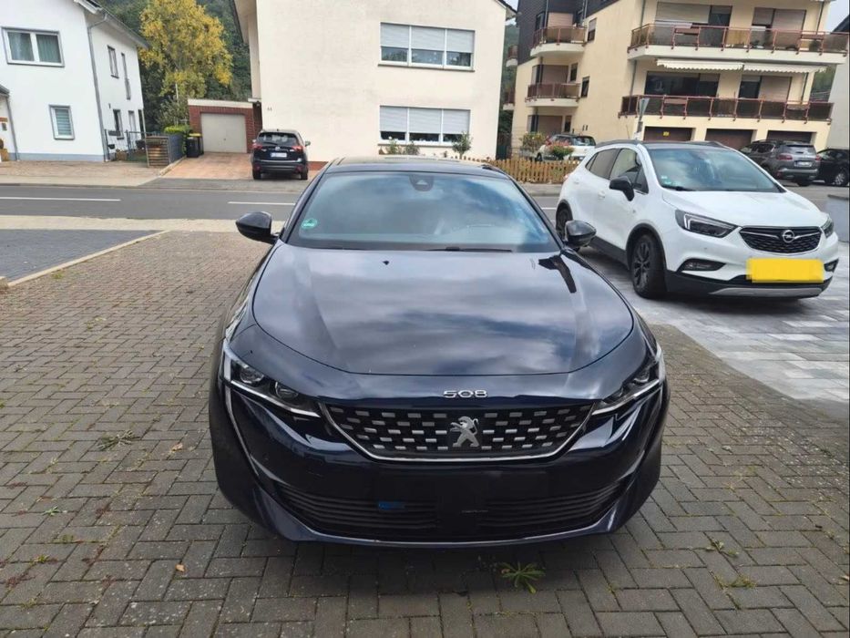 Пассажирский трансфер личные поездки Одесса Кишинев Европа Киев группа