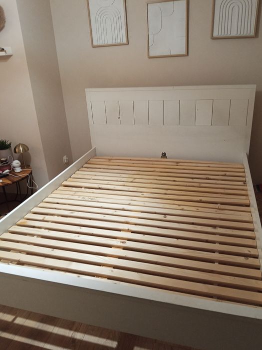 Białe Łóżko 160x200