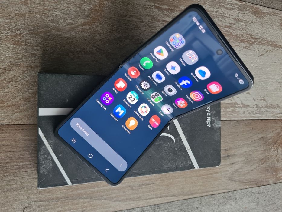 Jak nowy Samsung Galaxy Z Flip 7 512gb Jet Black Najtaniej Wrocław