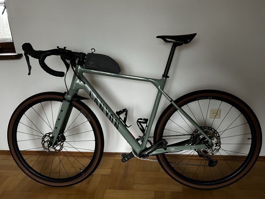 Canyon Grizl 8 1by gravel