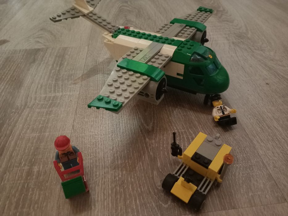 Lego Samolot Transportowy 60101