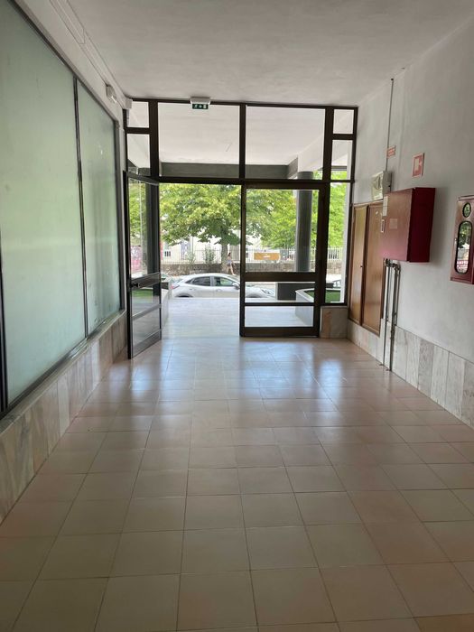 Loja Comercial - 46m2 - Centro de Penafiel
