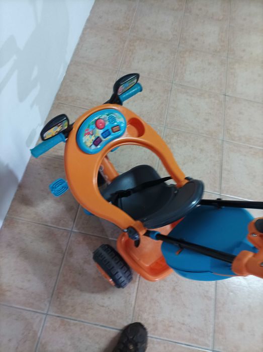 Triciclo de criança
