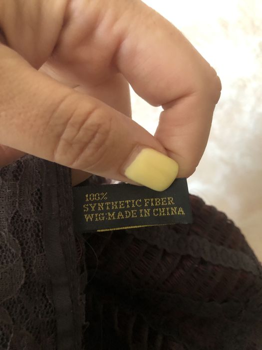 Парик перука аксесуар штучне волосся вишневий колір бордовий