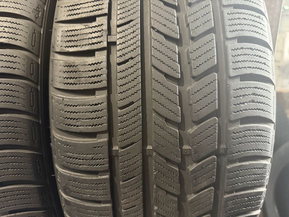 245/45 275/40 r19 Roadstone