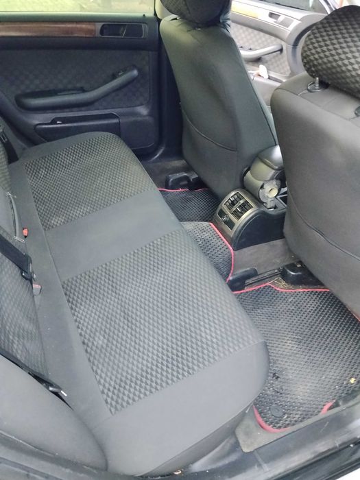 Автомобіль ауді а6с5 .  1.8т