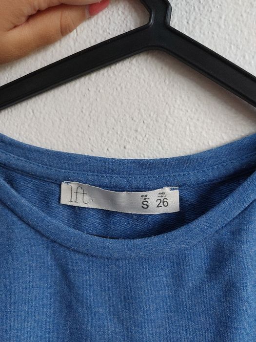 Camisola azul, manga de 3/4, marca lefties tamanho S