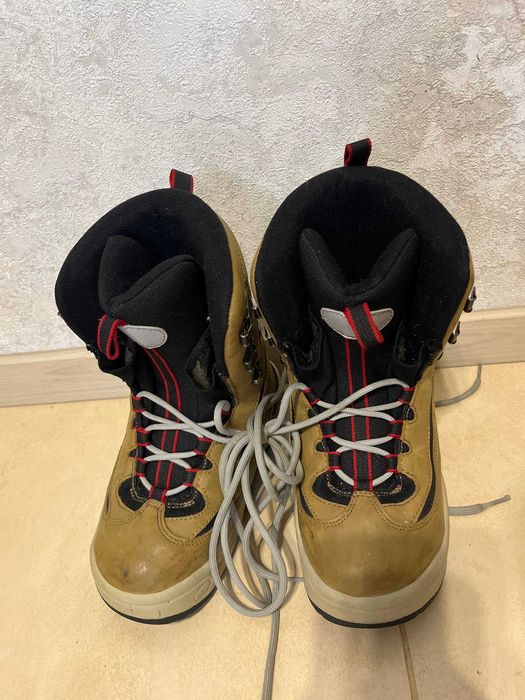 Дитячі боти для сноуборда 36 розмір