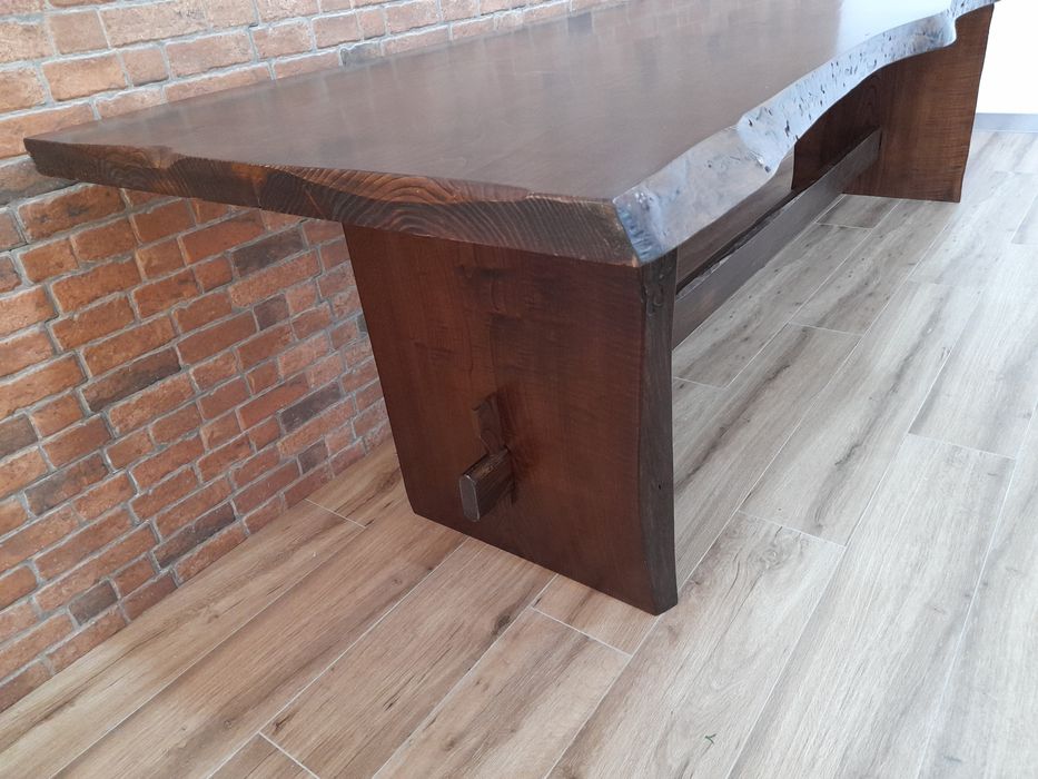 Mesa de madeira rústica