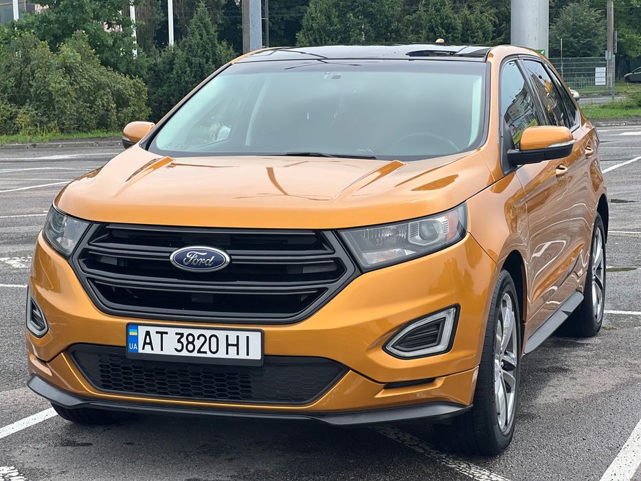 Автомобіль Ford edge