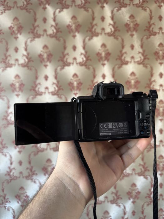 Canon EOS M50 Mark II з обʼєктивом 15-45мм, ідеальний стан