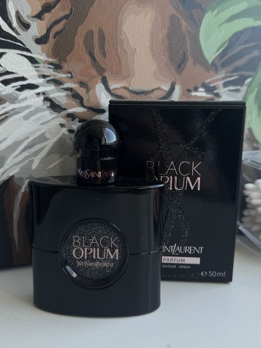 Парфюм Yves Saint Laurent Black Opium le Parfume