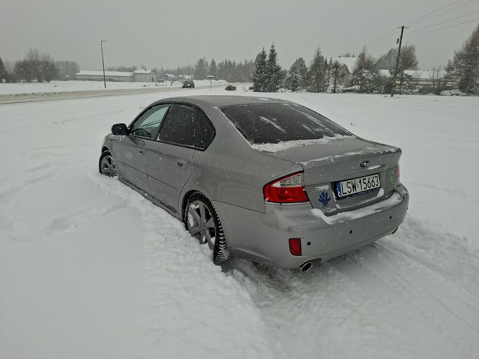 Subaru Legacy 4x4 napęd , ważne opłaty