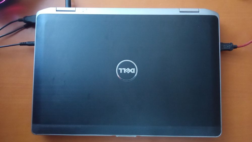Dell latitude E6430 win10 i5 8GB RAM 223GB