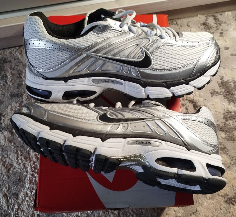 Кросівки Nike Air Max Moto 2K Metallic Silver 46 розмір (29.5-30 см)