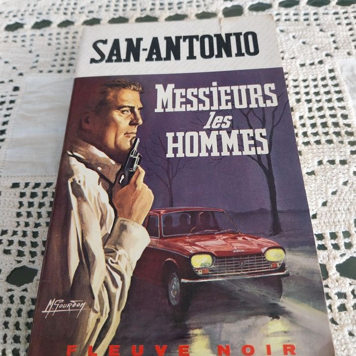 Messieurs les hommes. Portes incluídos.