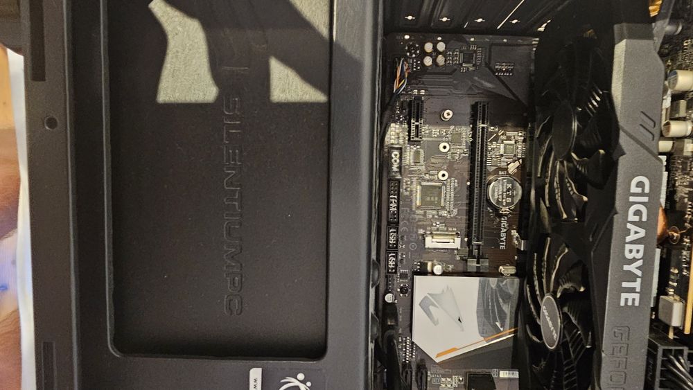 Komputer gamingowy gtx 1660 32g ram
