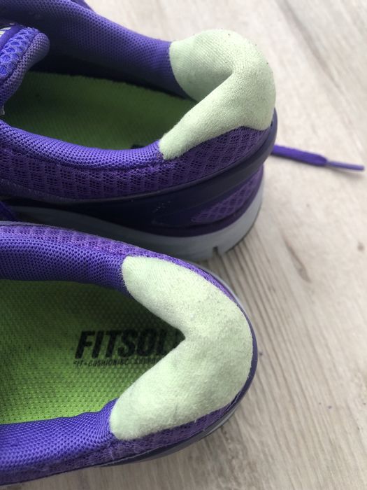 Кросівки для залу