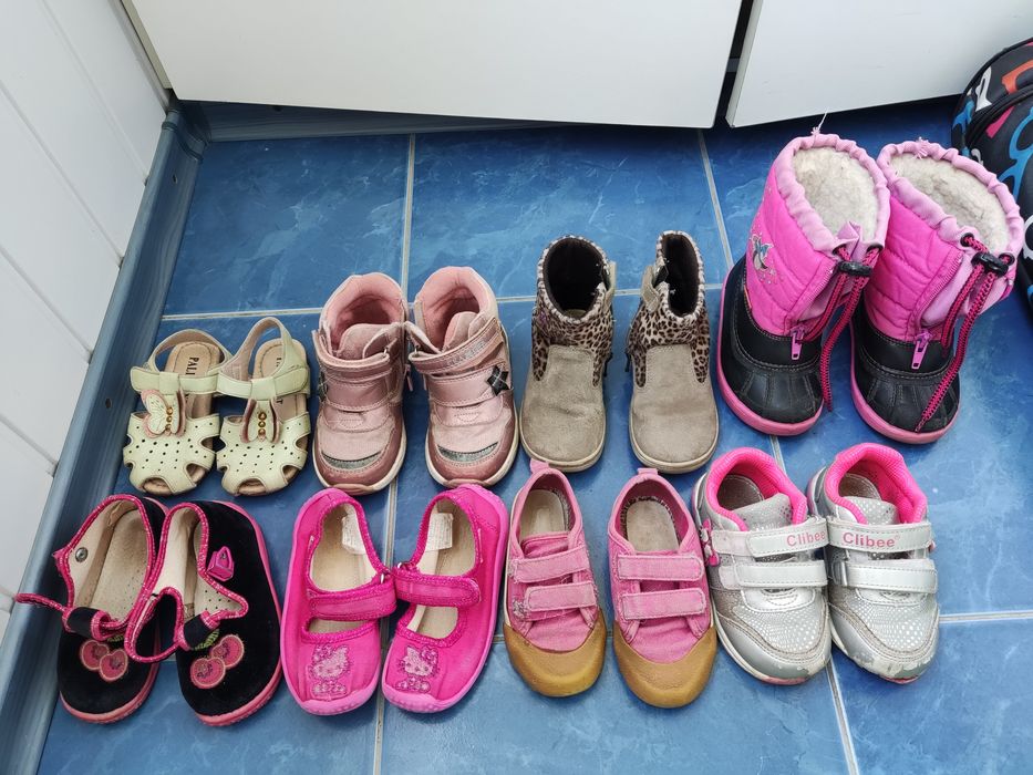 Продам детскую обувь 22, 23, 24 размеры