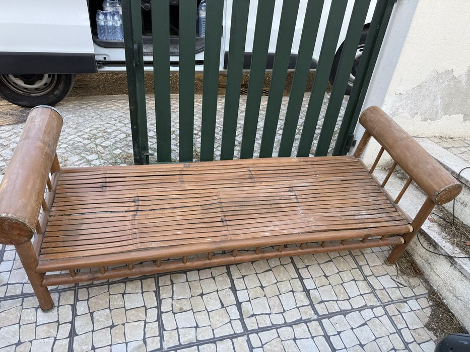 Banco de cana usado