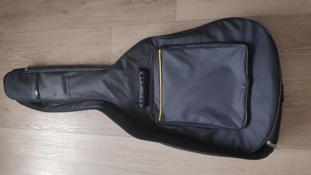 Bolsa acolchoada para guitarra acústica