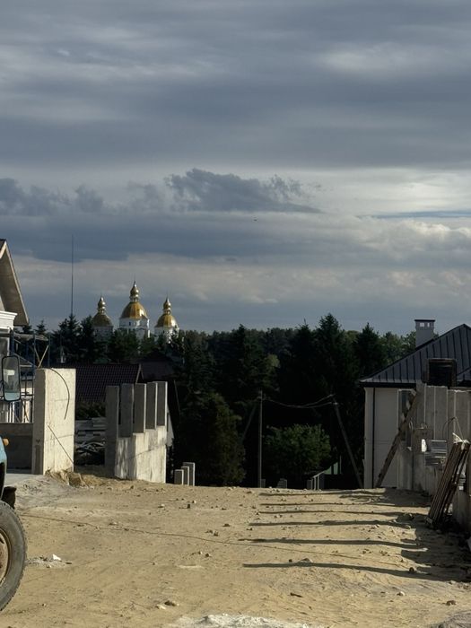 Продаж с Бірки сучасного окремо стоячого будинку в житловому масиві