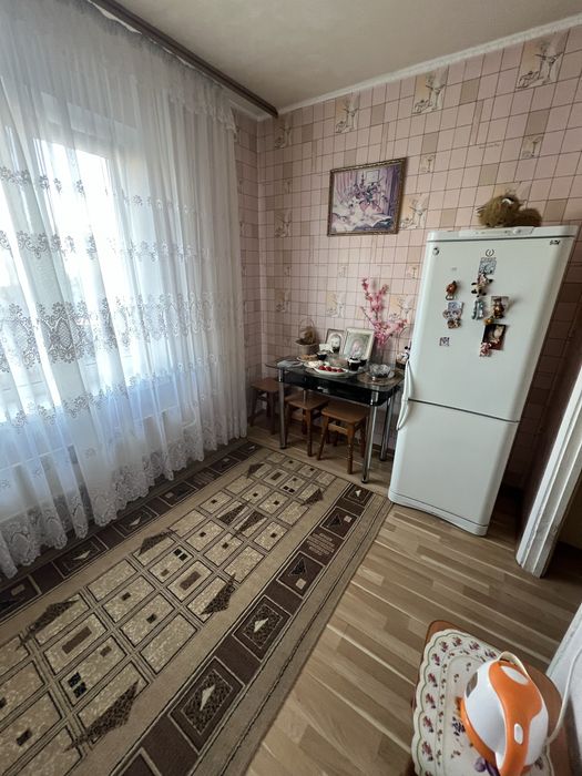 Сдаётся 1к кв Киеве 1500 грн