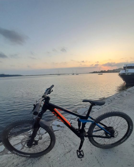 Bicicleta Enduro Cube stereo 160