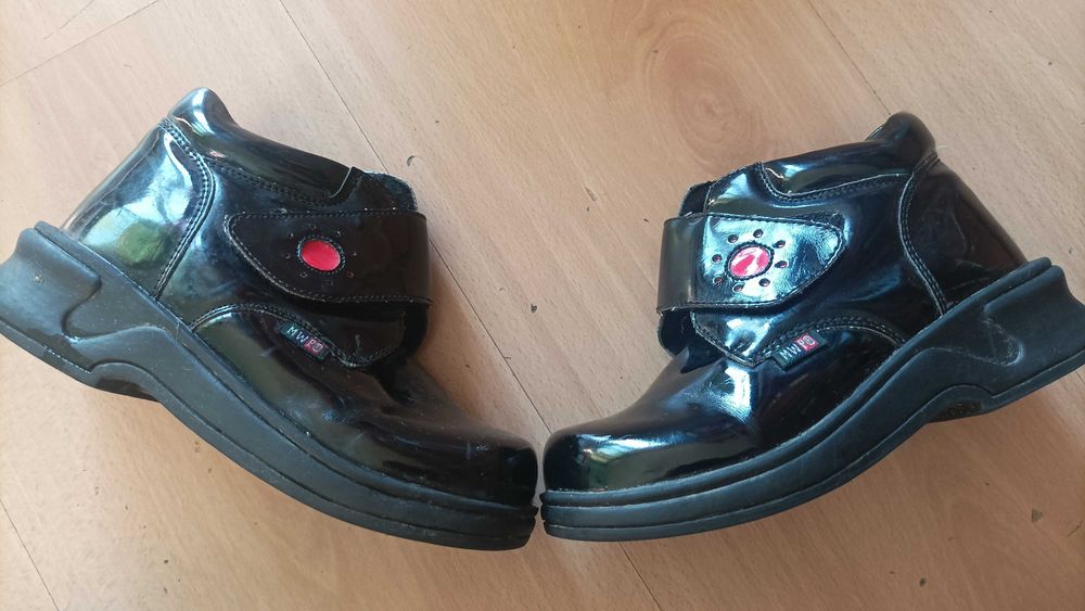 Buty lakierowane na jesień