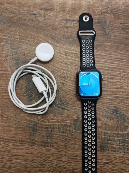 Apple Watch Serie 4 44MM Preto wifi Aceito Retom