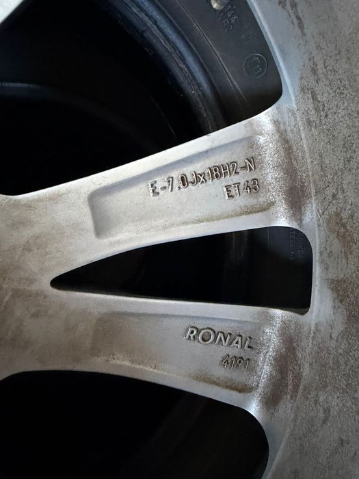 Oryginalne felgi Audi Q3 18 x 7j 5x112 ET43 piękny stan