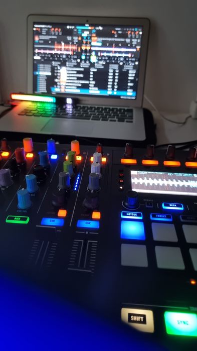 Vendo ou troco controladora S5 Traktor425907423051130882