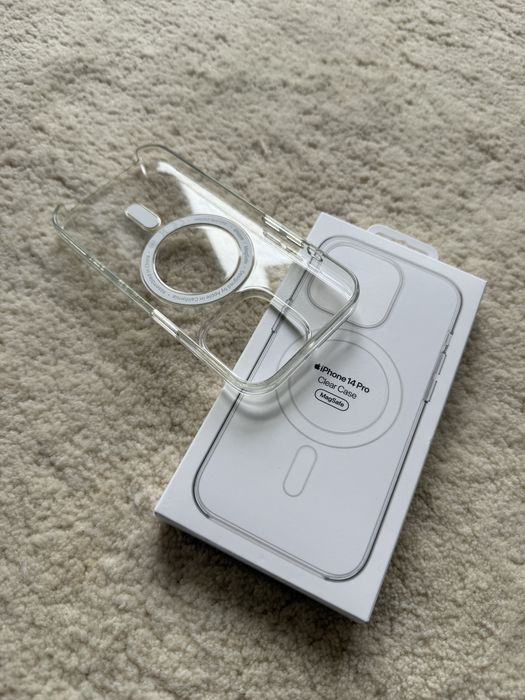 Capas Originais Apple para iPhone 16