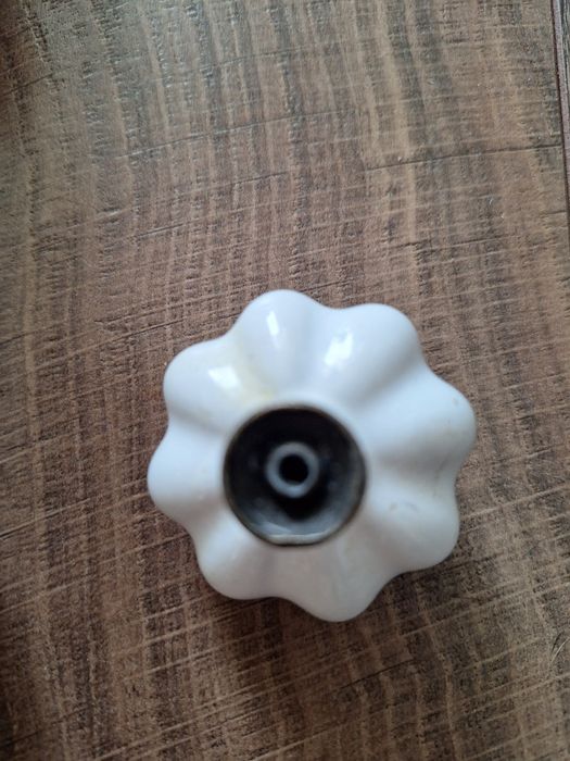 Продам ручки для шафи Ferro Fiori для комода, тумбочки  тощо