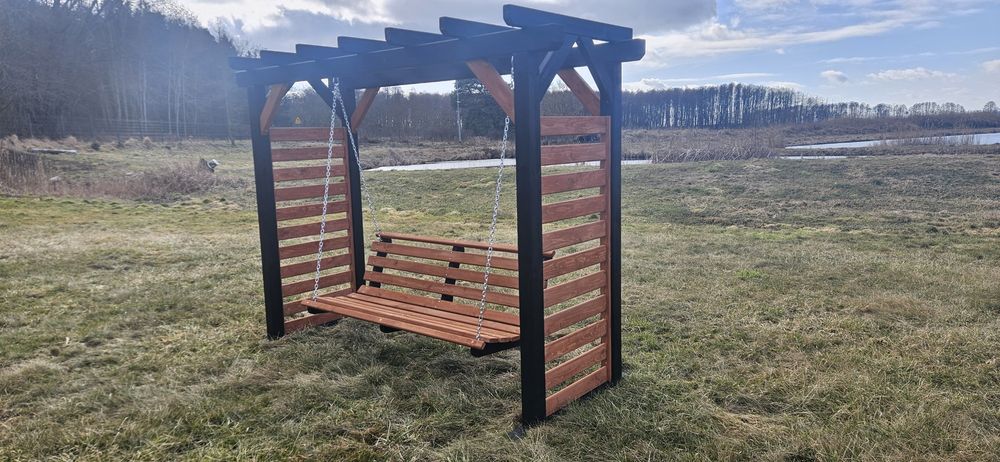 Huśtawka ogrodowa pergola